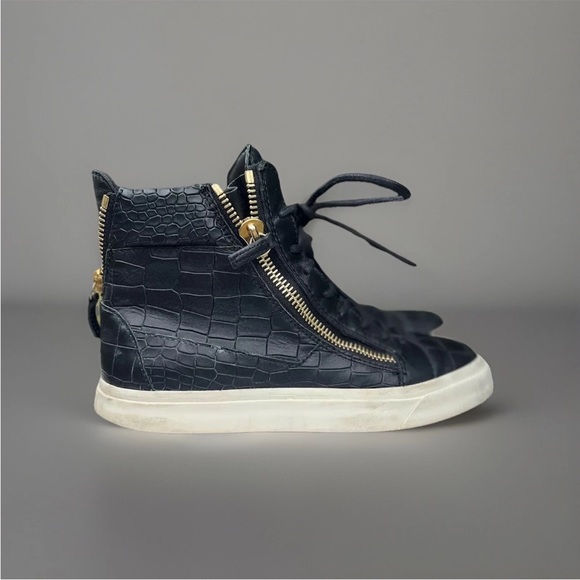 Giuseppe Zanotti Woman Croc Embossed Black Sneakers Size 7 High Top - Picture 1 of 12